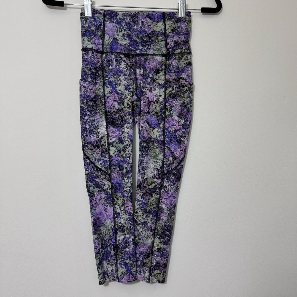 Lululemon Women’s Fast Free Crop Leggings Size 2 Athletic Multiple Pockets